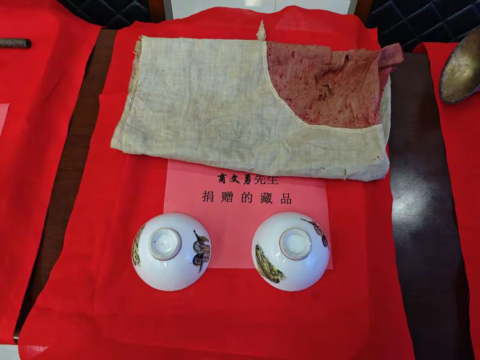 高邮市收藏家协会向“三垛河口伏击战纪念馆”集中捐赠藏品仪式