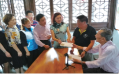 杂谈书报刊的 " 春夏秋冬 "